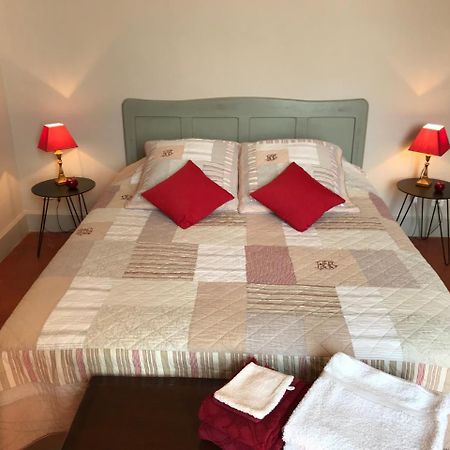 Bed and Breakfast Couleurs De Camargue Beauvoisin  Exterior foto